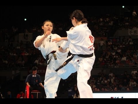 Jfko 第1回全日本フルコンタクト空手道選手権大会 女子軽量級 準決勝2 成田優 対 宮里実奈 Youtube