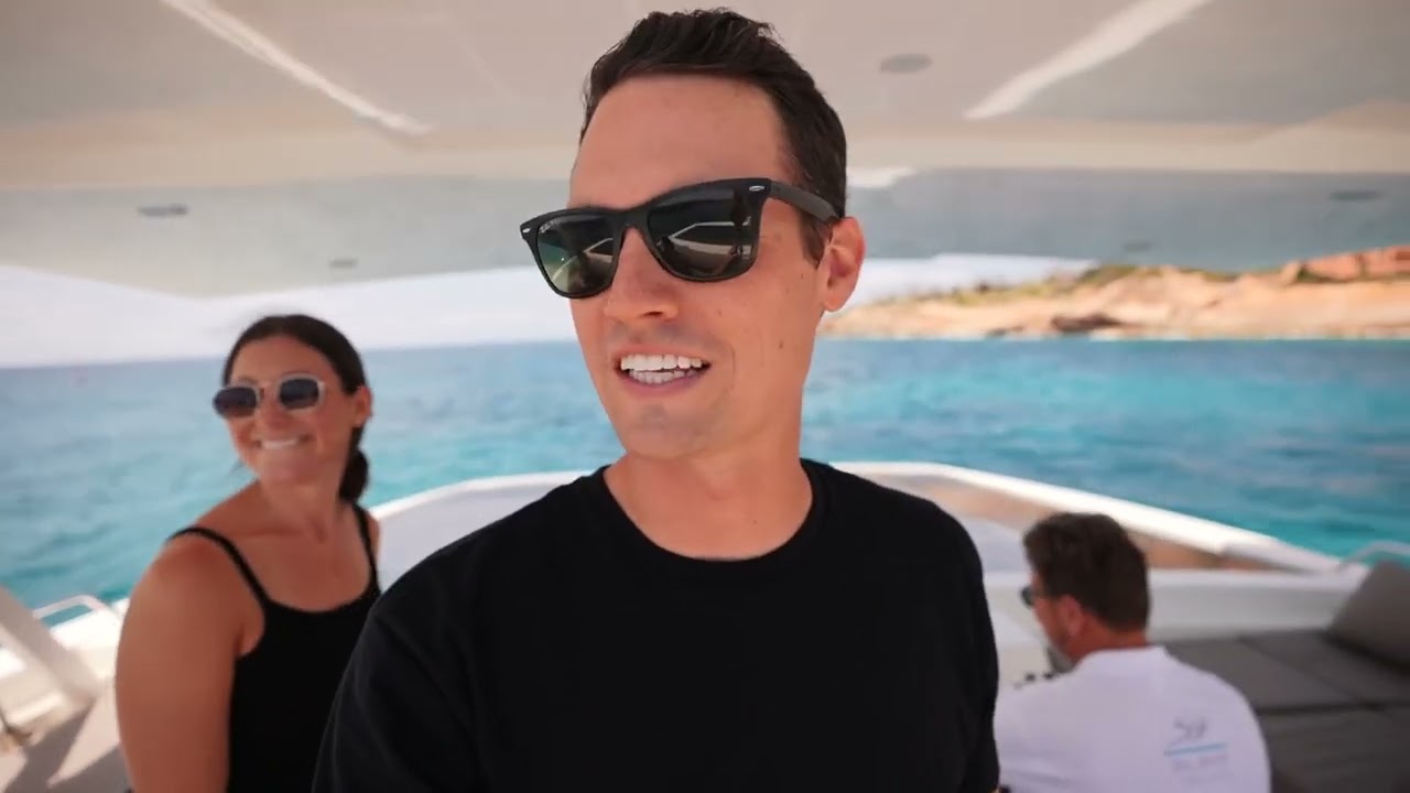 SILENT55 LIVING ON A 100 SOLAR POWERED YACHT full tour#yacht #madeinchina #manufacturing #中国游艇制造 #知艇