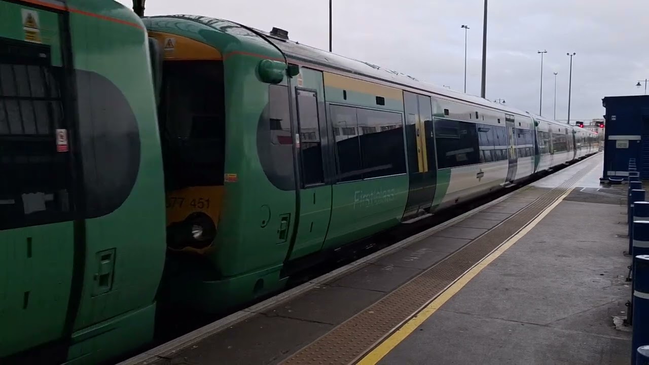 Southern Class 377 408 Electrostar & 377 451 Coming into Brighton The 17th of January 2026