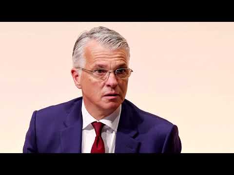UBS rehires old