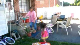 zz water backyard fun.AVI