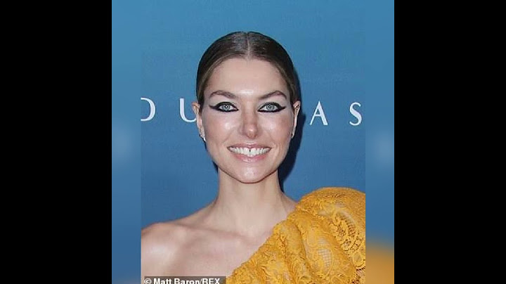 Worst celebrity makeup fails ever #shortsvideo #hollywood #makeupfails