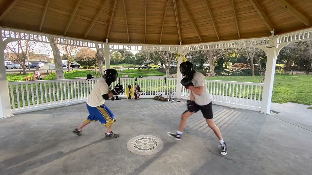 1.17.2026 - Single Knife // Single Knife (Solo Daga)