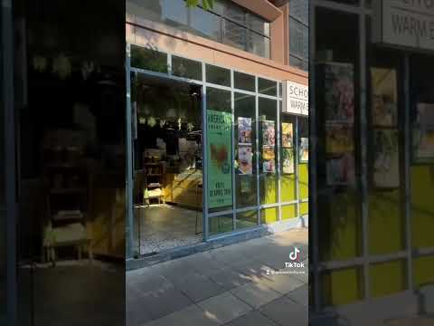 [shortvideo] Pak พากินร้านกาแฟส้มหอมละมุน ย่านช่องนนทรี #Pakpakins | Pakwalanits.me