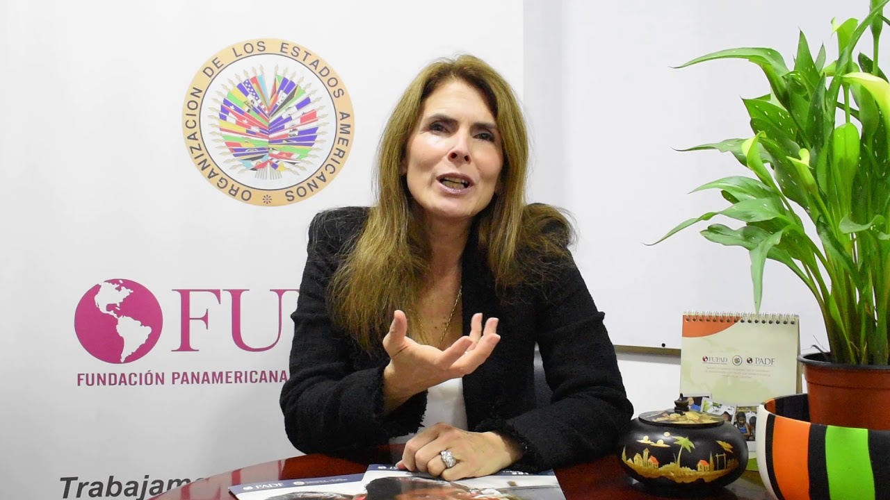 Katie Taylor, Directora de PADF de visita en FUPAD Colombia