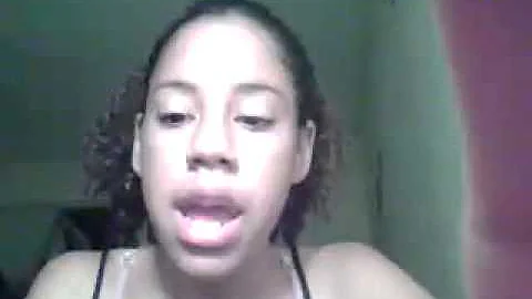Gwen singing