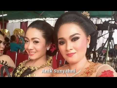 Gending Jawa Anik Sunyahni Bagian Kesatu Editing By: Thoufik Hidayat