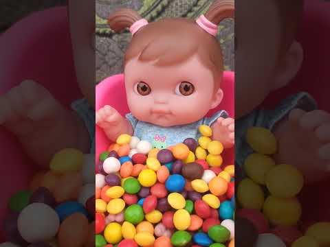 Help Me Please! #candies #youtubeshorts #asmr #colorfullcandy #mnm