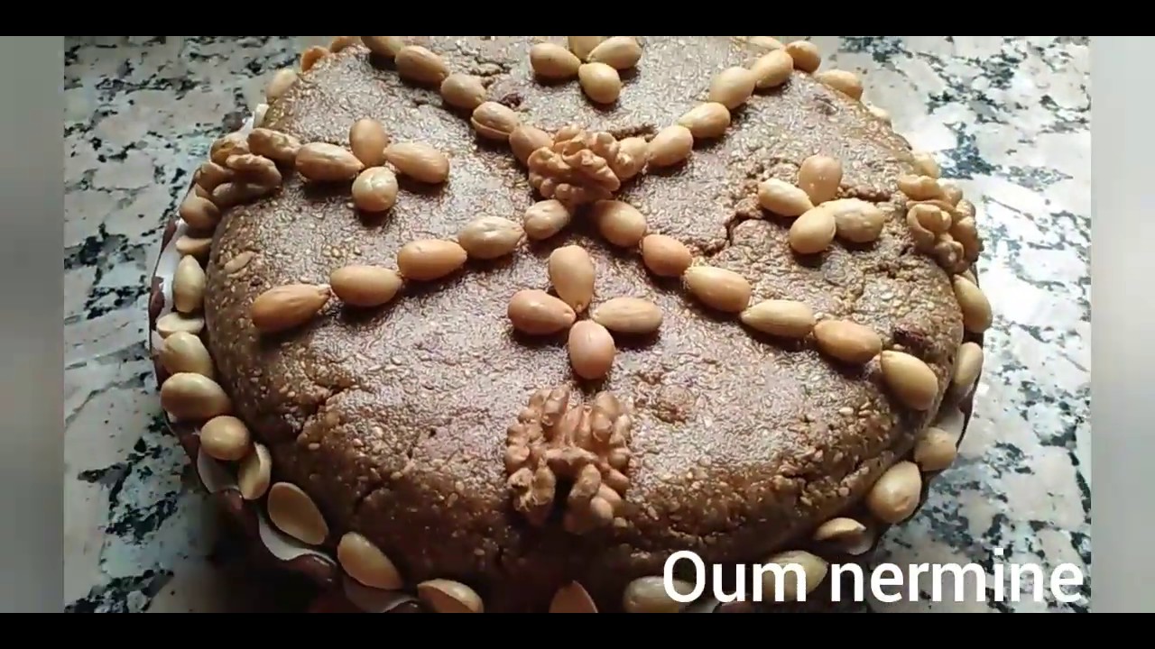 سلو بطريقة فاسية شهوة منو حضريه و قدميه بوجهك حمر ، على حقو و طريقو