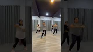 Fantasi-TINI-Bee’l-Wai Yan | Zumba | Dance Workout