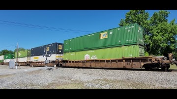 NS 212 Intermodal Taylors, SC w/GEVO leader