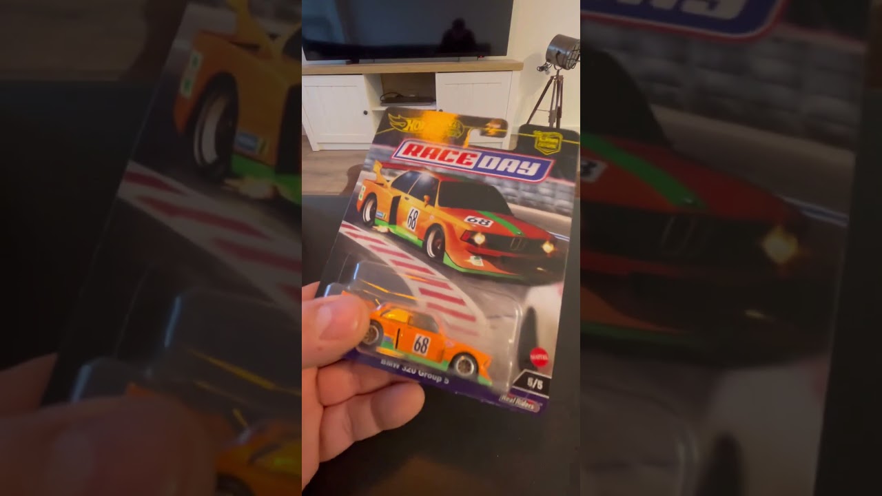 Unboxing Hot Wheels BMW 320 Group 5