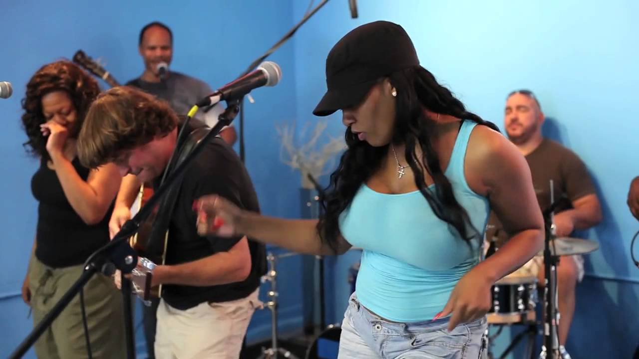 Live at JamBase HQ Episode 9 Keller Williams with More Than A Little