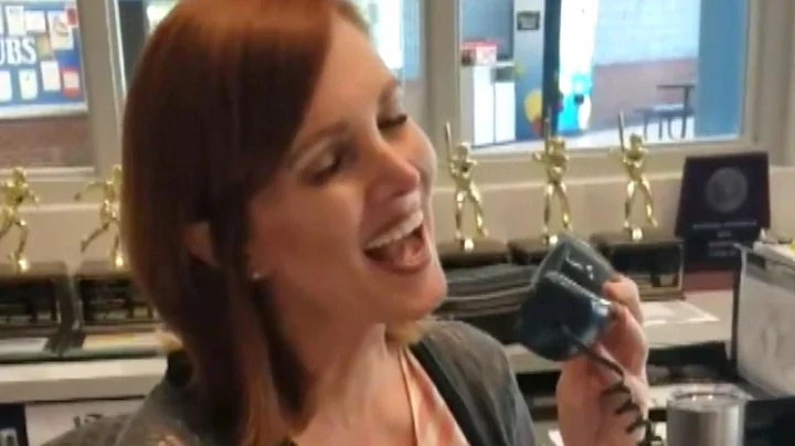 North Carolina Receptionist Sings At Last Over PA ...