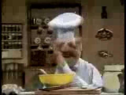 Muppet Show - Swedish Chef - making chocolat moose