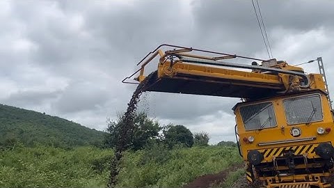 BCM Working Railway Track Machine Deep Screening || RM 80-92 U