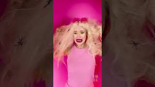 Rire et Réparer : Masque Aloe pour Cheveux Abîmés ! 🌿😂