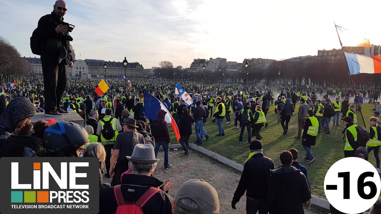 Gilets Jaunes Acte 14 Des Milliers De Personnes Des Incidents Paris France 16 Février 2019
