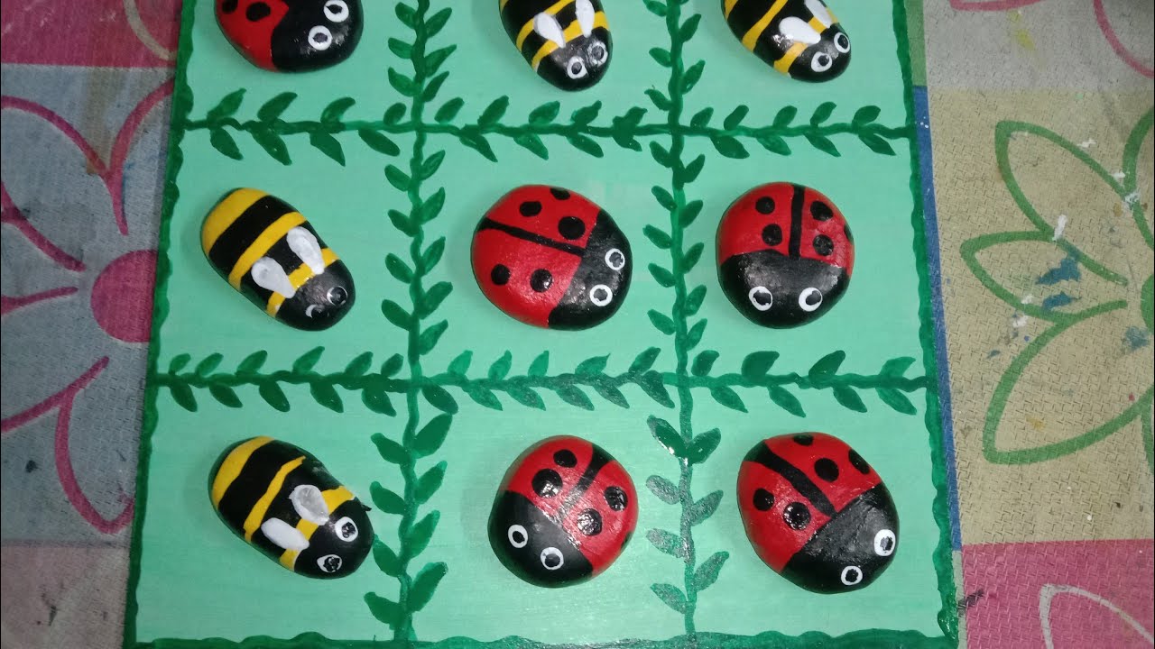 Tik tok toe game make by waste cake board 