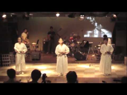 新体道 Light Rhythm 剣武 Shintaido - YouTube