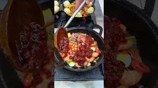 Special food: Small ground pot series. Fast food, spicy seafood pot stickers and flower rolls fo