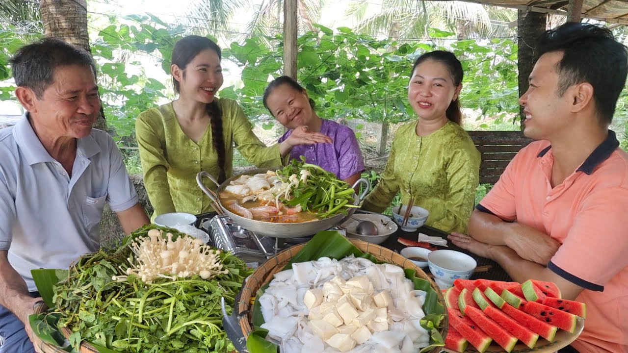 V451. Mực Nấu Chao nhúng rau quá đã