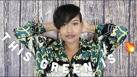 Christmas Green Eyeshadow // Younique Cosmetics
