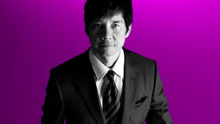 西島秀俊、“堂々たる存在感”で圧倒　赤＆紫の世界観で重厚感のある姿も見せる　シオノギヘルスケア新TVCM「Super Red」篇＆「Super Purple」篇