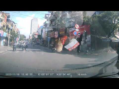Video Đưa một em nhỏ đi cấp cứu - youtube