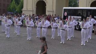 Fanfarenzug Potsdam Zeigt Seine Neue Kleidung