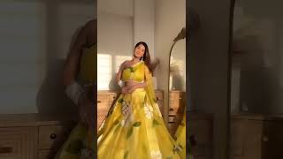 Hand painted lehengashave myreelofthedaygrwmreel lehengaonlinehandpaintedclothingorganzanature