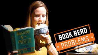 Book Nerd Problems | Eating While Reading