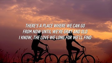 Hold on feat- Martin Garrix-(lyrics)