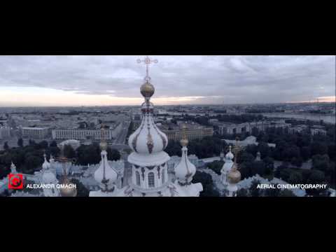 Video: Siapakah Arkitek Katedral Smolny Di St Petersburg Dan Pada Tahun Berapa Ia Dibina