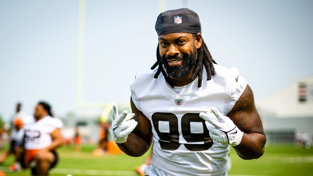 How Players Around the NFL View Browns DE Za'Darius Smith Sports4CLE