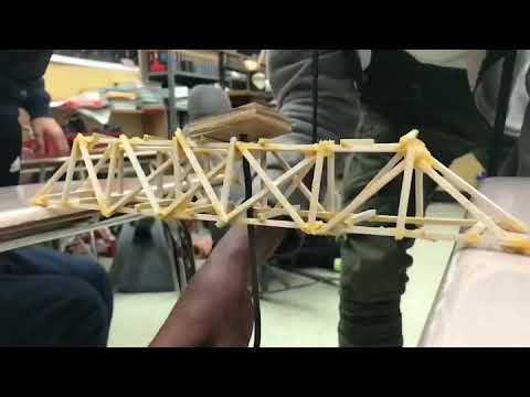 Balsa wood bridge testing - YouTube