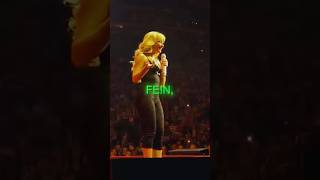 SABRINA CARPENTER PLAYS FEIN LIVE