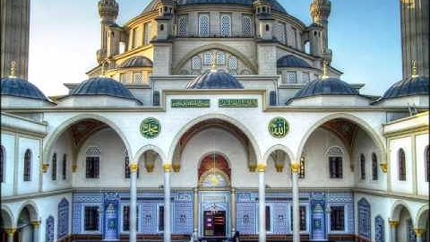 " واخفض جناحك للمؤمنين ".. من سورة الحجر .. كما لم تسمعها من قبل .. رعد الكردي