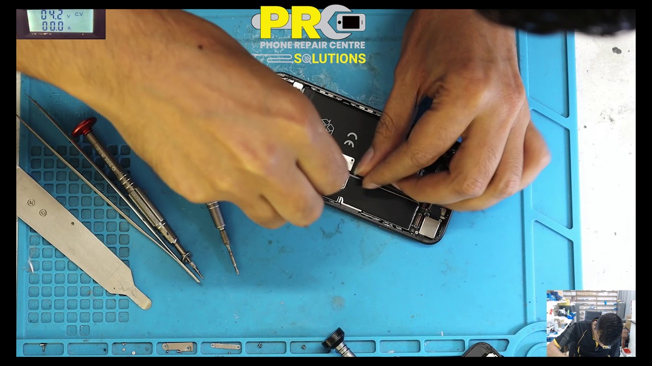 iPhone 7 Not Charging Issue Fixed by Replacing Charging IC - YouTube