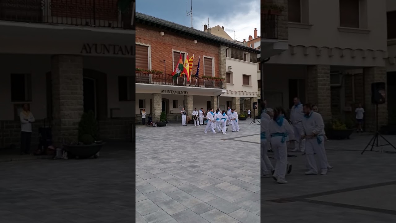 paloteada de Lanuza en Sabiñanigo. tradiciones, bailes, Aragón, Pirineo
