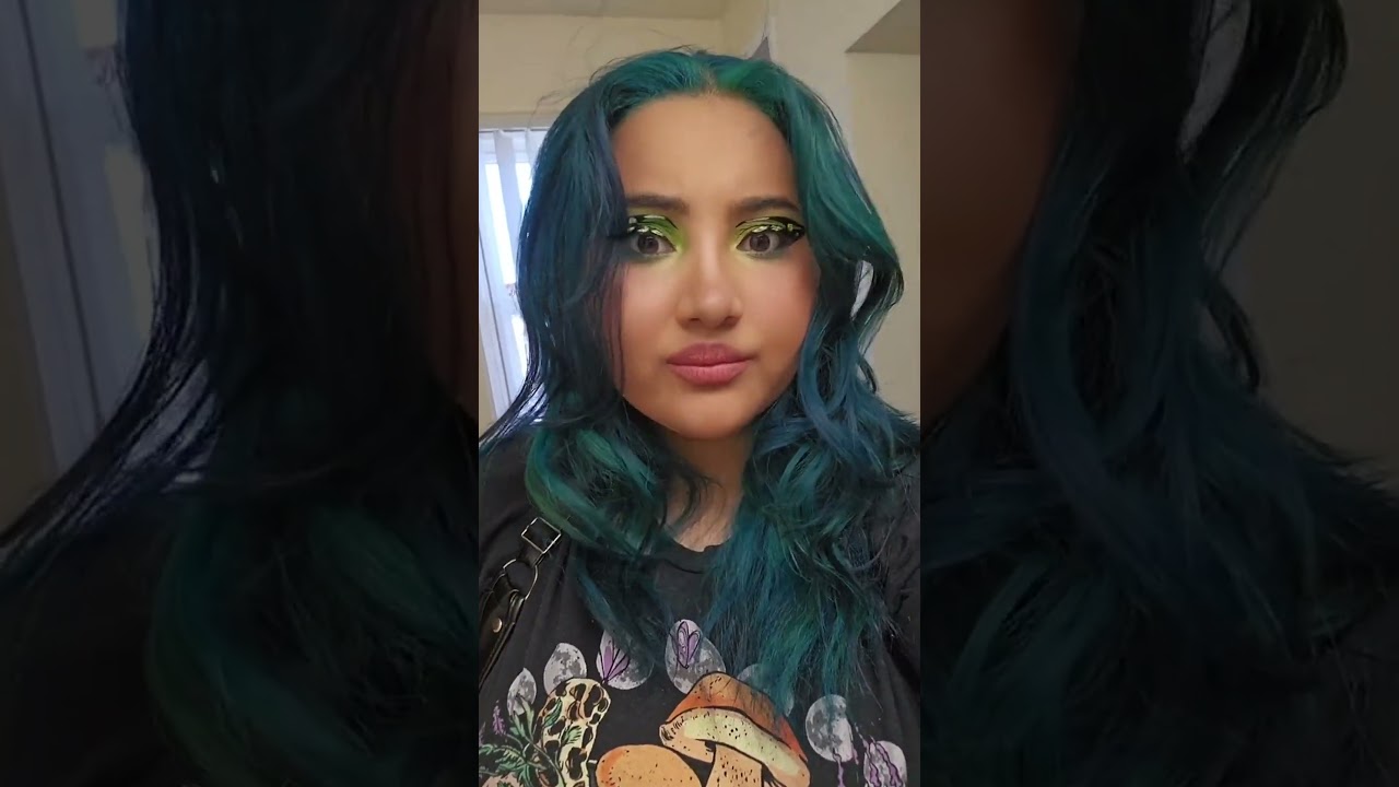 Instant Wardrobe Transformation: Corset Magic