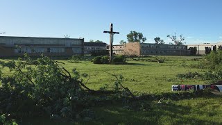 Residents picking up the pieces after intense storms tear through Merrillville - WGN Midday News