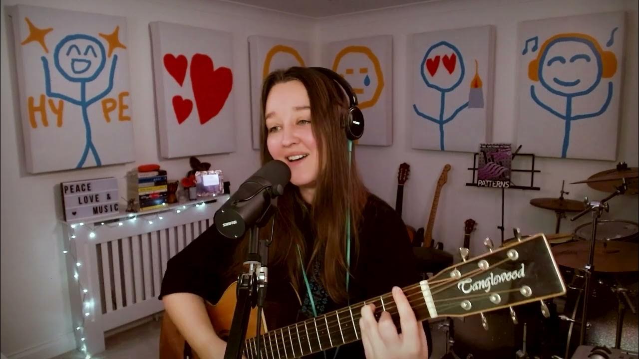 Bloody Mary Mashup ft Lady Gaga, Miley Cyrus, Rihanna & Anastacia