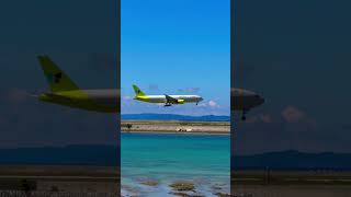 [Jin Air] Boeing 777-200ER HL7743 Naha Airport Landing #shorts