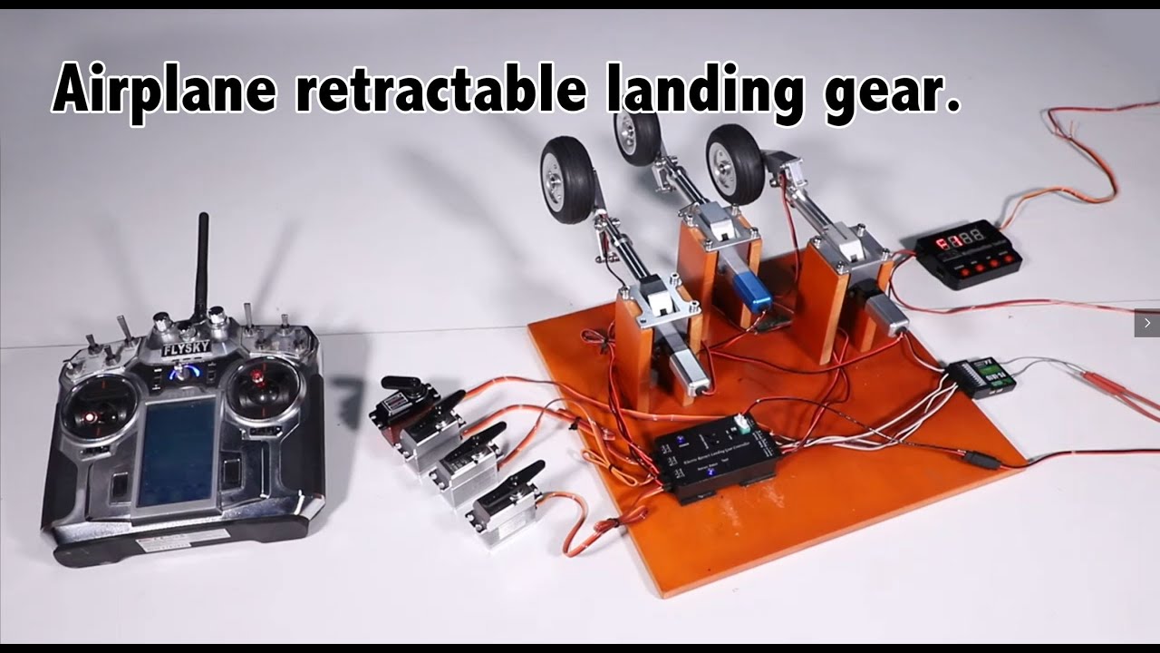 Airplane retractable landing gear. YouTube