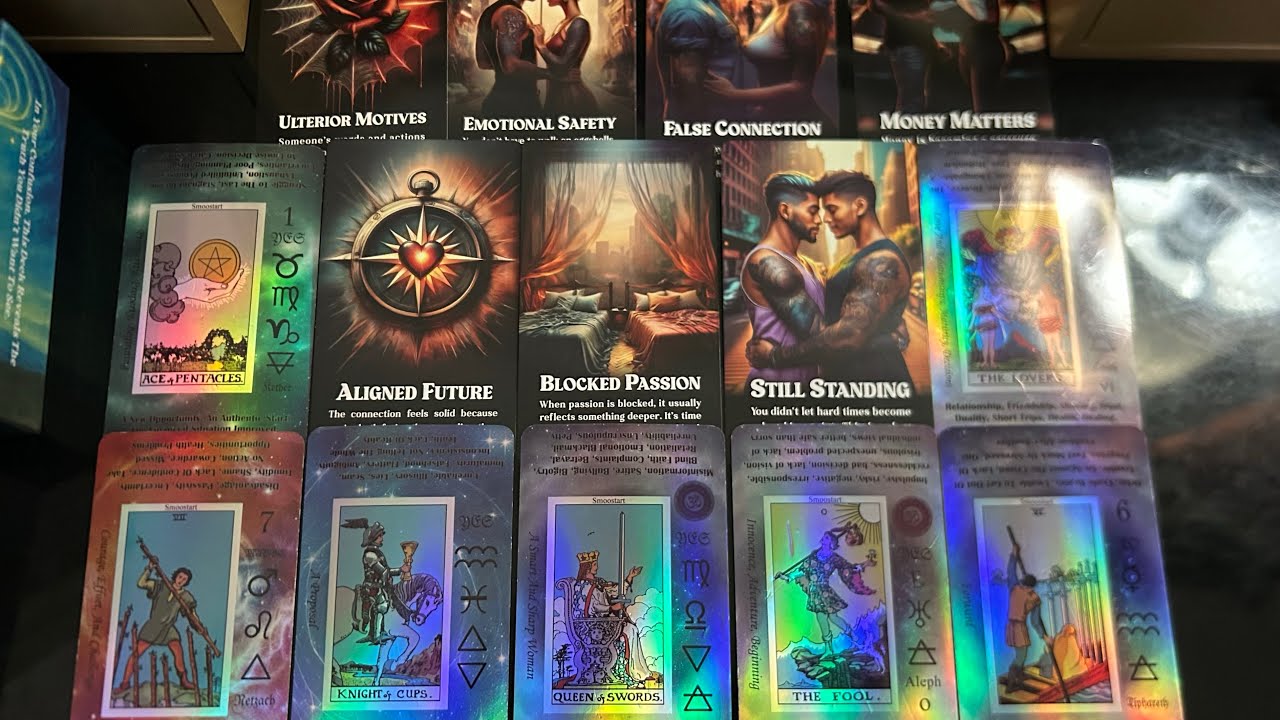 Этот человек НЕ смотрит на тебя с восхищением, на самом деле он посылает тебе зло. Вот почему.