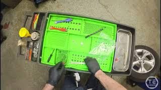 Soothing 24 Honda HR-V Oil Change #honda #hrv #oilchange #eps #satisfying #pov #asmr #jazz