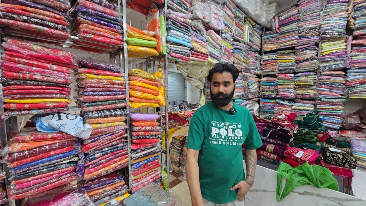 Part 2 ਪੰਜਾਬ ਦੀ ਸਭ ਤੋਂ ਮਸ਼ਹੂਰ ਦੁਕਾਨ ਤੇ ਲੱਗੀ ਵੱਡੀ ਸੇਲ, ਇੱਕ ਸੂਟ ਵੀ ਮੰਗਵਾਓ ਆਪਣੇ ਘਰ  SK Textiles 