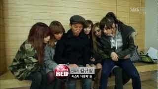 Dazzling Red(in Hyorin) & Mystic White(in Bora)