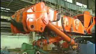 Hitachi EX8000 - YouTube